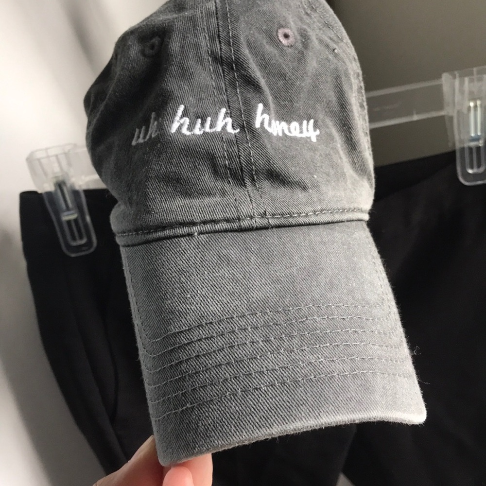 Uh huh honey hat